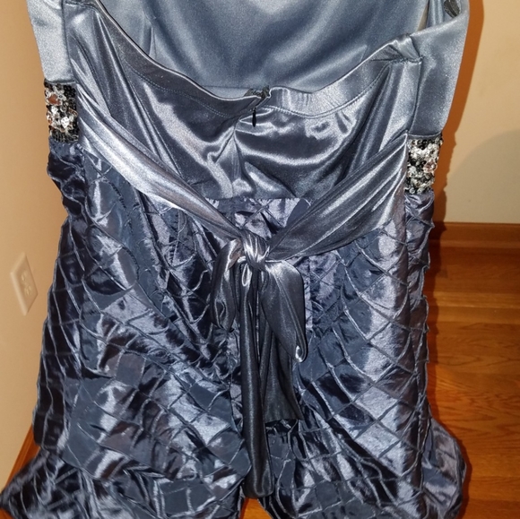 Formal - Picture 3 of 3